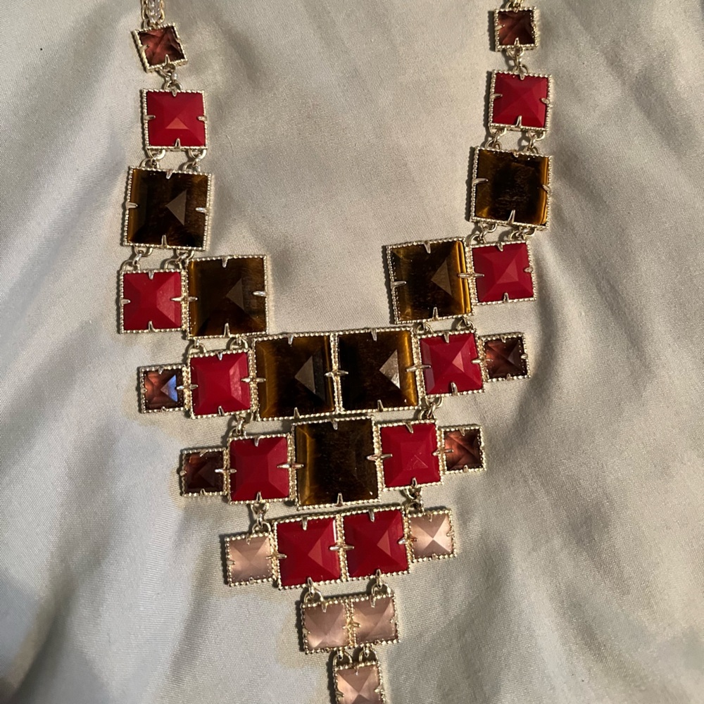 Super rare Kendra Scott tigers eye and amethyst necklace. Large statement piece.
